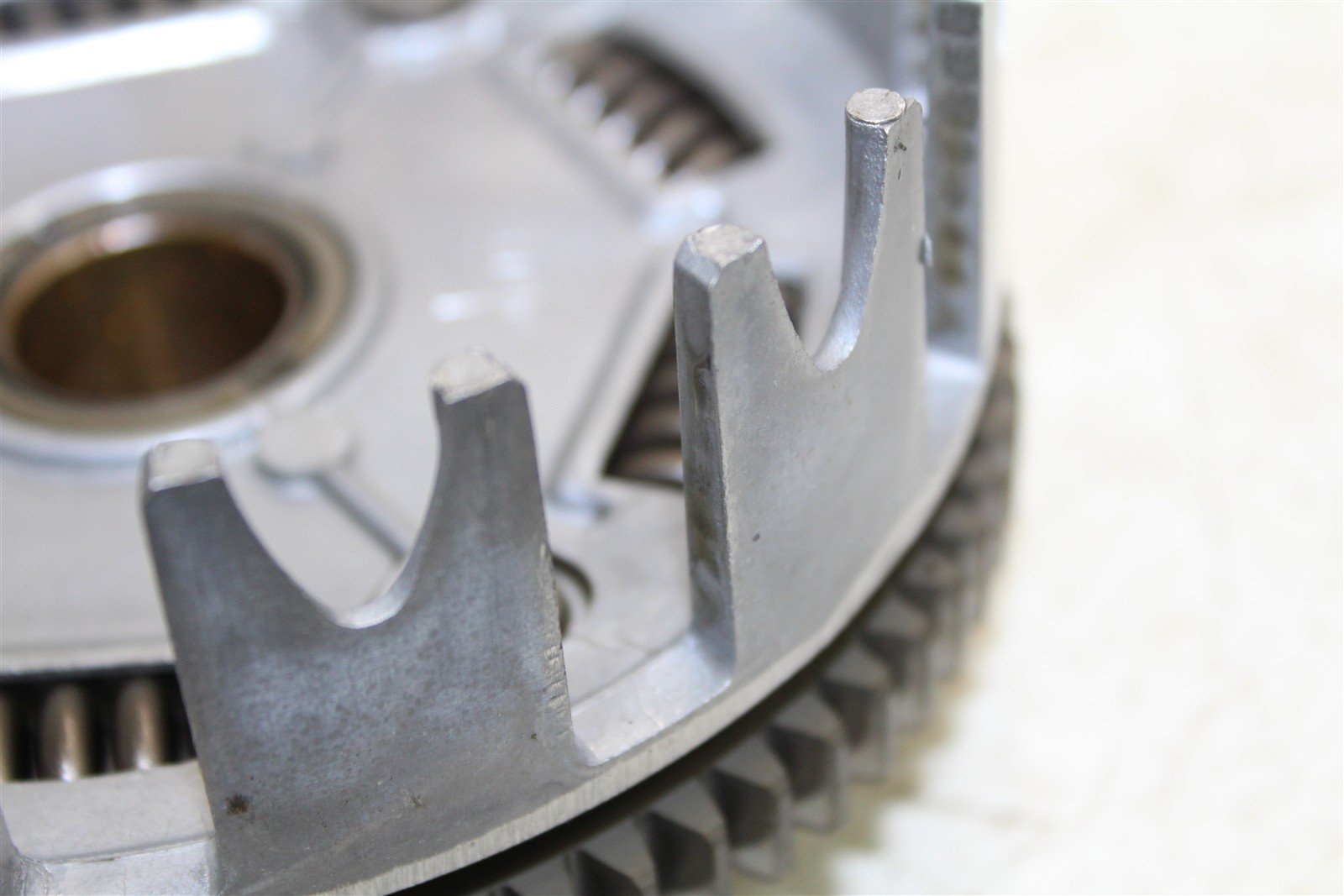 1989 Yamaha XT 600 Clutch Basket Inner Hub Pressure Plate