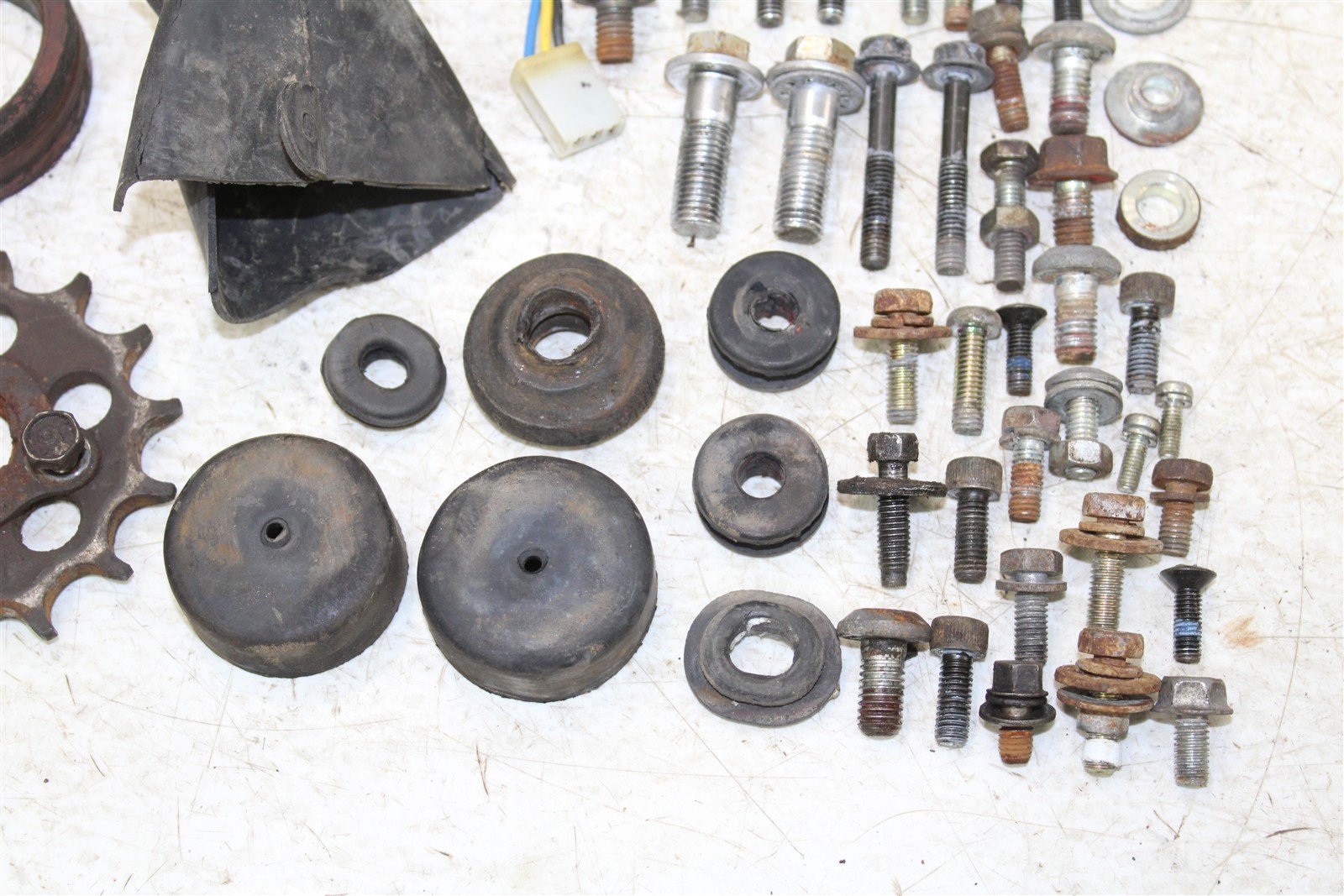 1989 Yamaha XT 600 Chassis Bolt Kit Hardware Bracket Hose Clamp Grommet