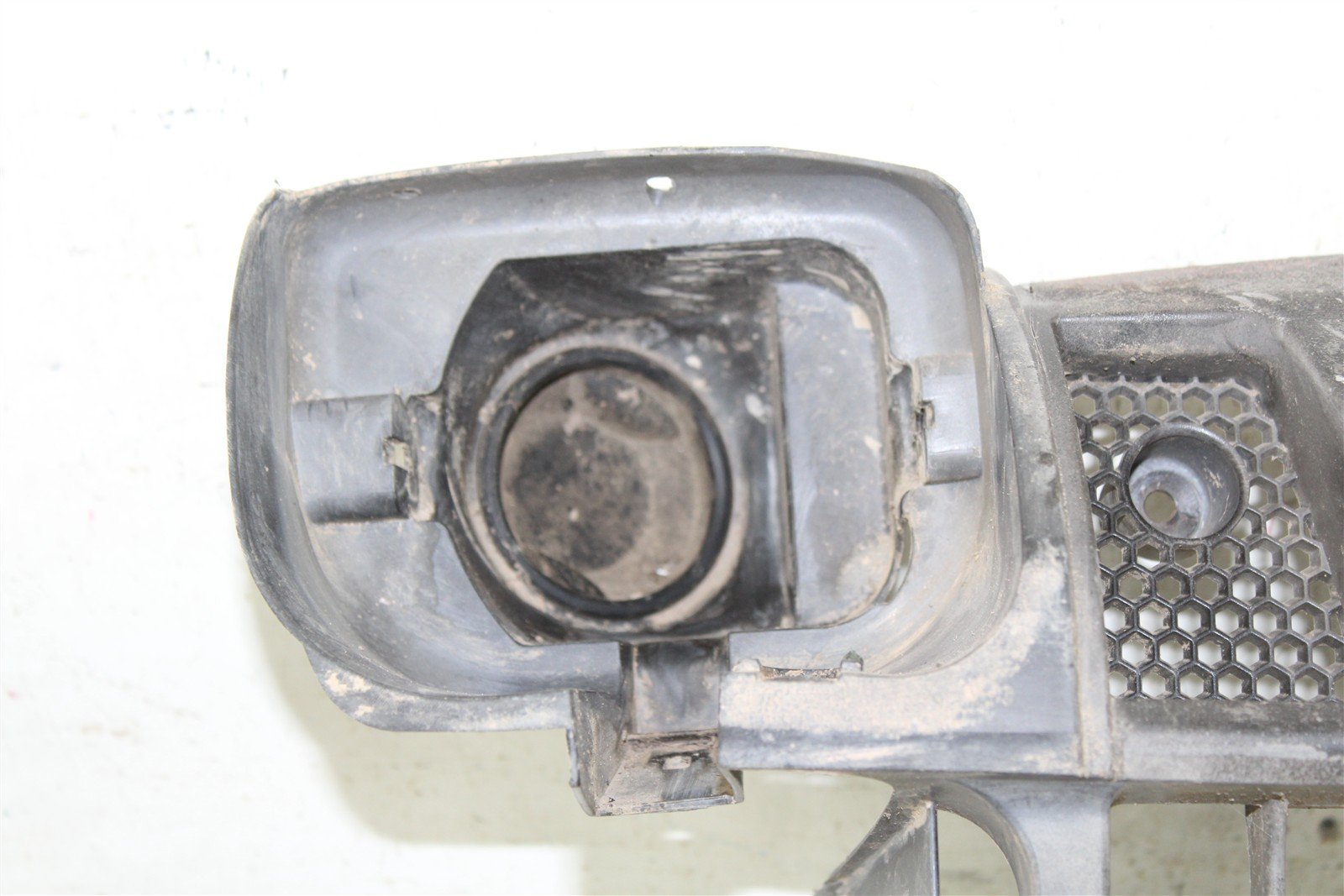 2003 Yamaha Kodiak 400 2X4 Front Bumper Grille Radiator Guard Plastic