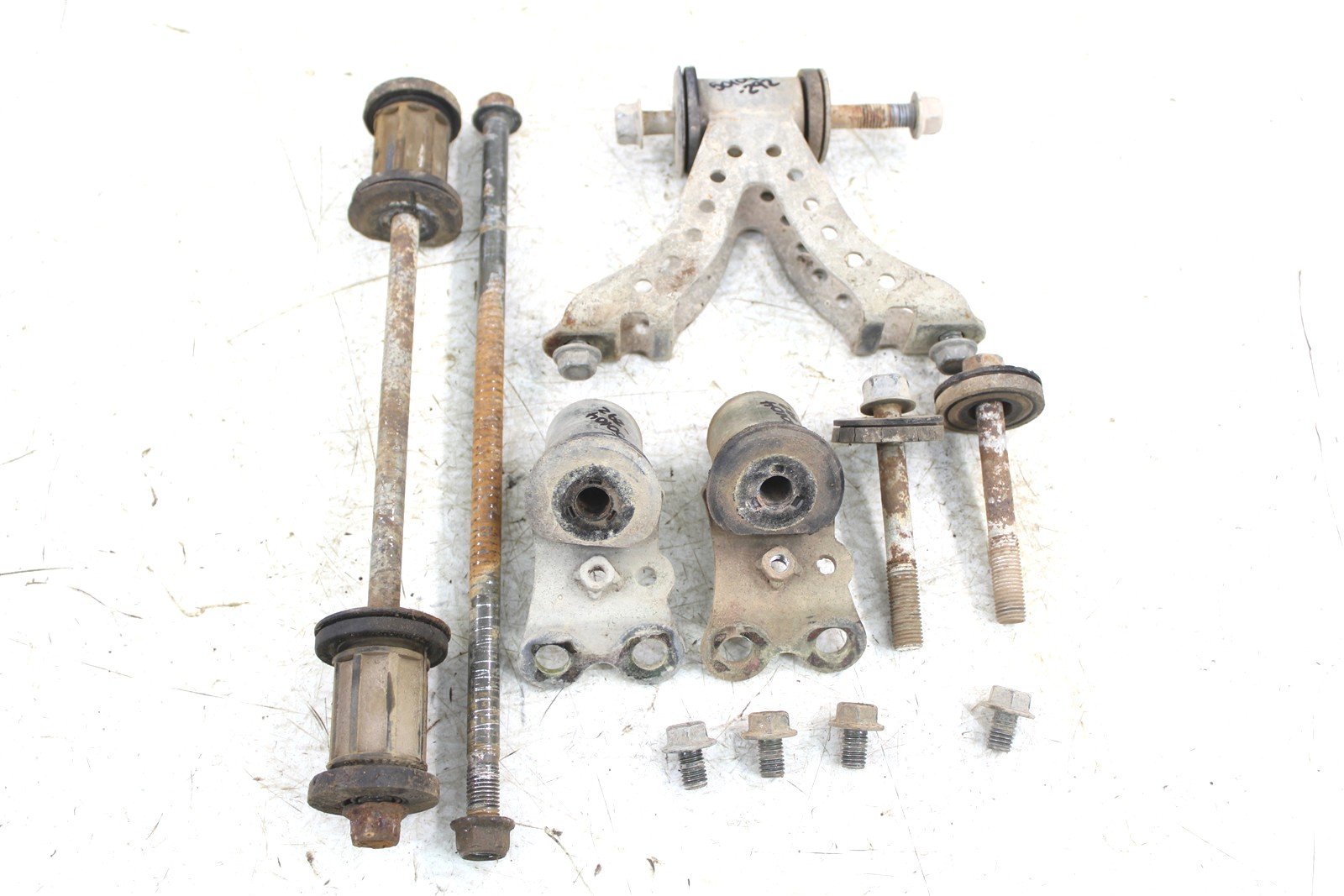 2003 Yamaha Kodiak 400 2X4 Engine Mounts Motor Brackets