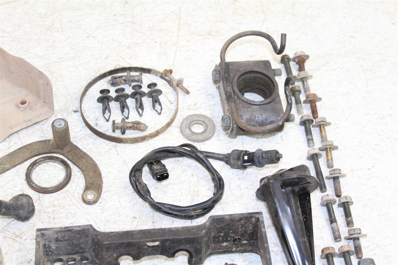 2003 Yamaha Kodiak 400 2X4 Chassis Bolt Kit Hardware Bracket Mount Lever Wire