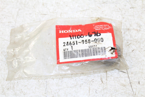 1984 Honda ATC 200ES NOS Shift Shaft Return Spring 24651-958-000 NEW