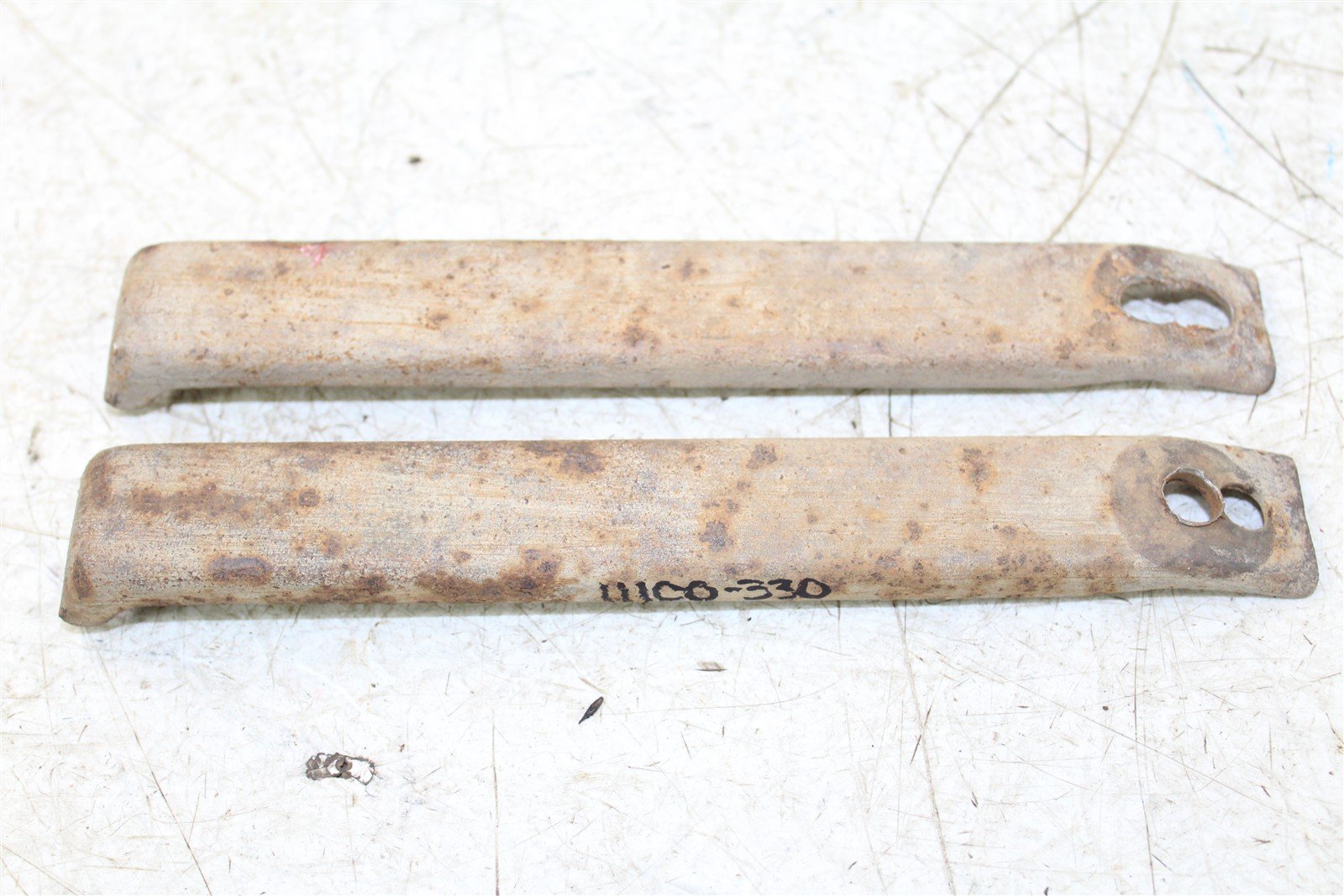 1984 Honda ATC 200ES Rear Fender Support Mounts Brackets