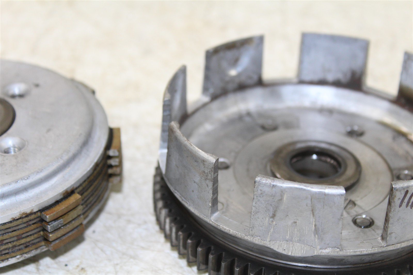 1984 Honda ATC 200ES Clutch Basket Inner Hub Pressure Plate