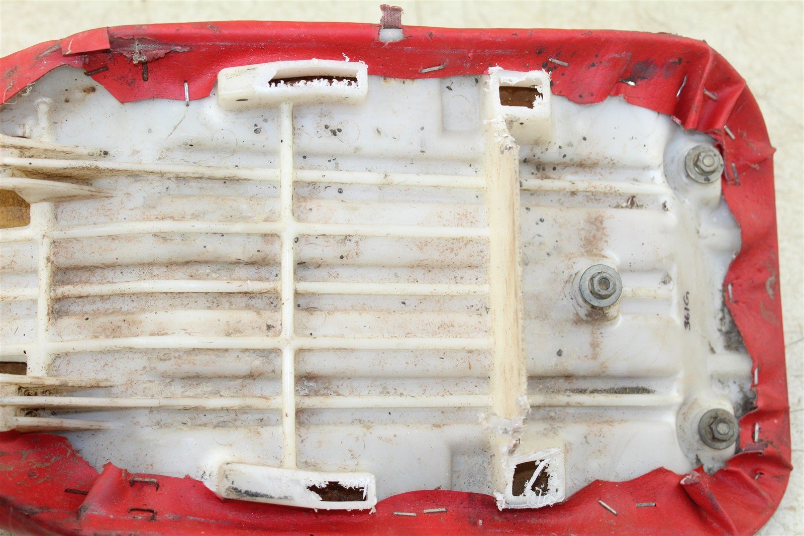 2001 Honda XR 70R Seat