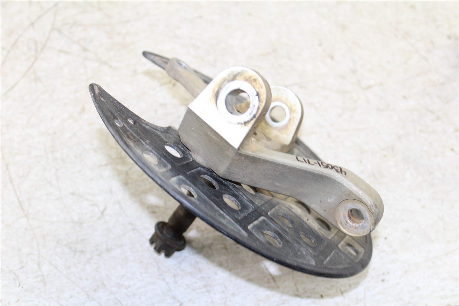 2007 Suzuki LTR 450 Front Left Spindle Knuckle