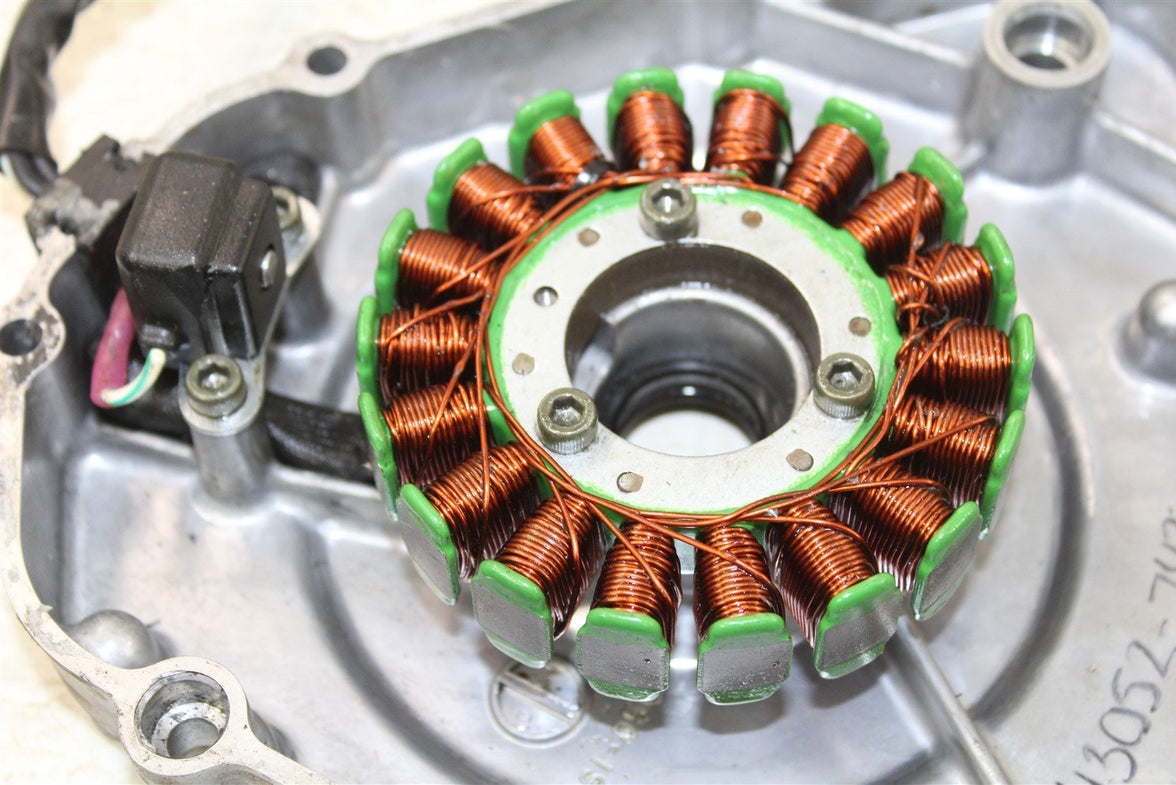 2005 Suzuki Ozark 250 Stator Magneto Generator Coil w/ Cover