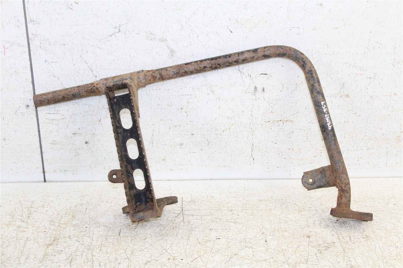 2005 Suzuki Ozark 250 Foot Pegs Rests Set Left Right