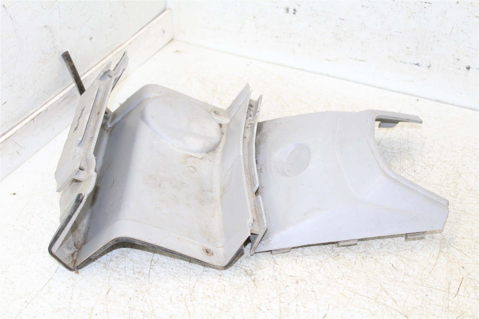 2019 Polaris Sportsman 450 Utility Front Hood Plastic Fender Ghost Gray