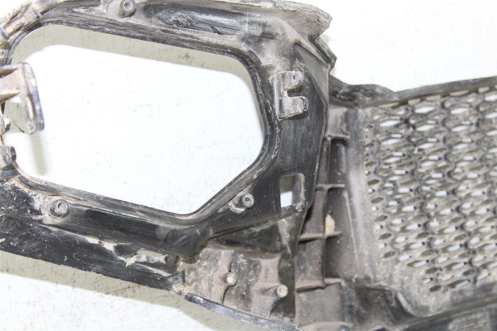 2014 Polaris Sportsman 570 4x4 Front Bumper Grille Radiator Guard Plastic