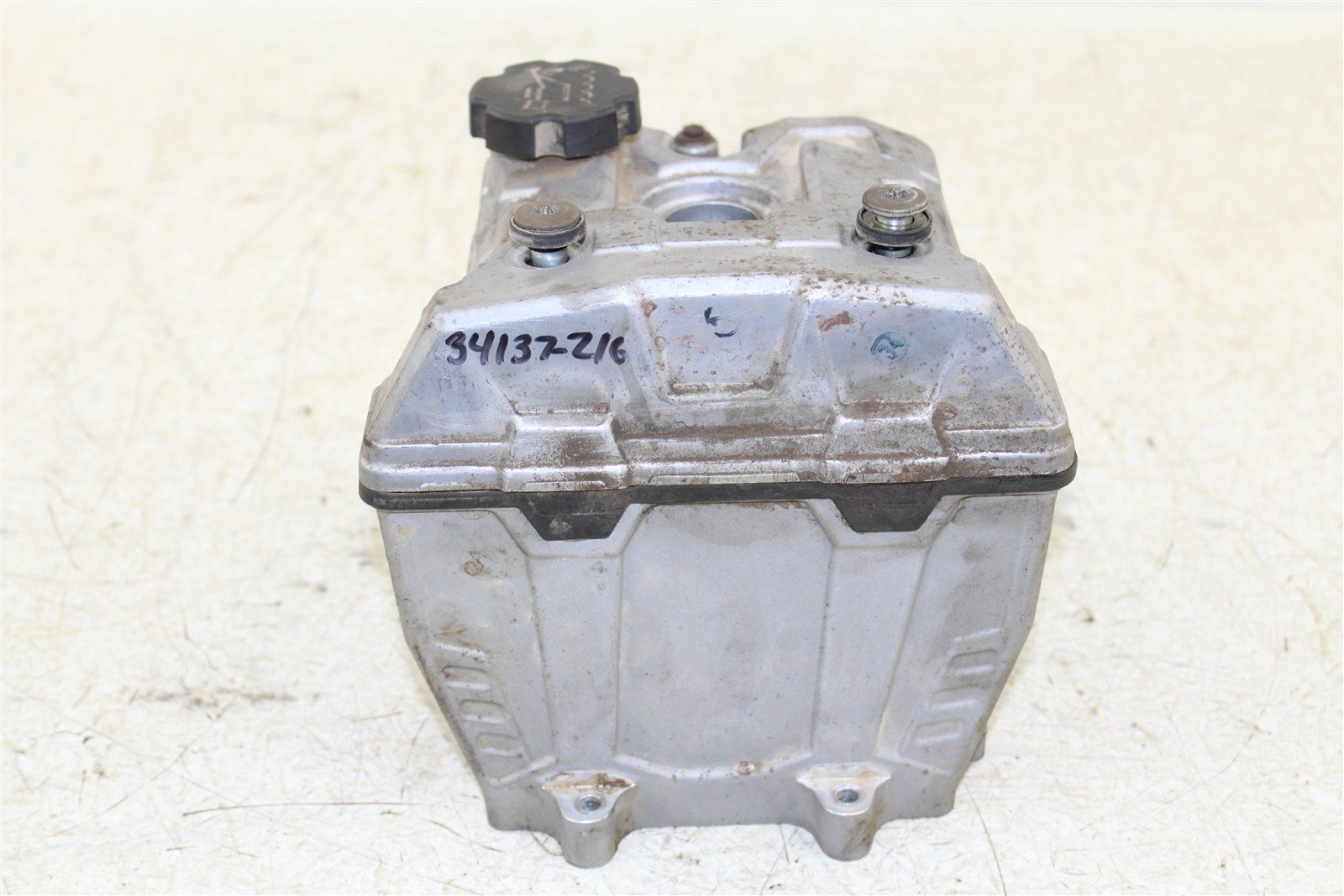 2014 Polaris Sportsman 570 4x4 Cylinder Head Valve Cover Intake Exhaust