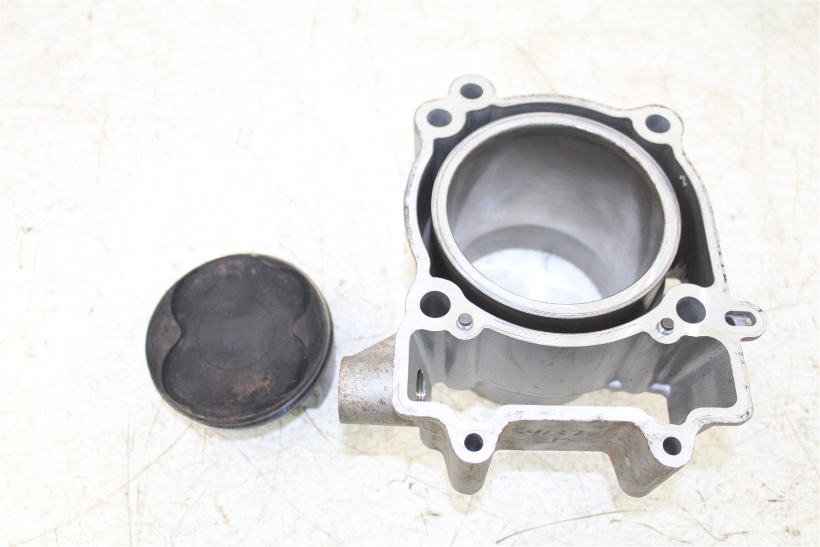 2014 Polaris Sportsman 570 4x4 Engine Cylinder Jug w/ Piston
