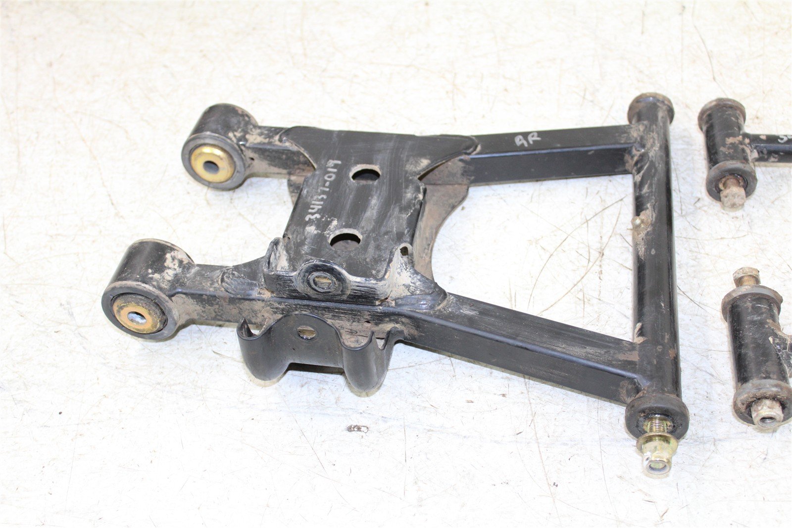 2014 Polaris Sportsman 570 4x4 Rear Right Control A Arms Lower Upper