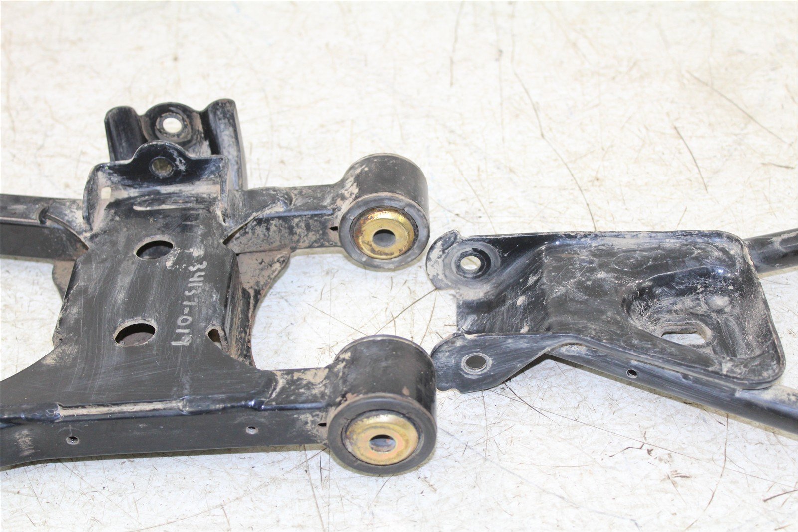 2014 Polaris Sportsman 570 4x4 Rear Right Control A Arms Lower Upper