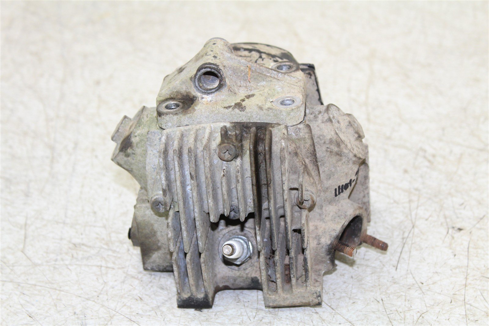 1985 Honda Fourtrax TRX 125 Cylinder Head w/ Camshaft Valve Cover Intake Exhaust