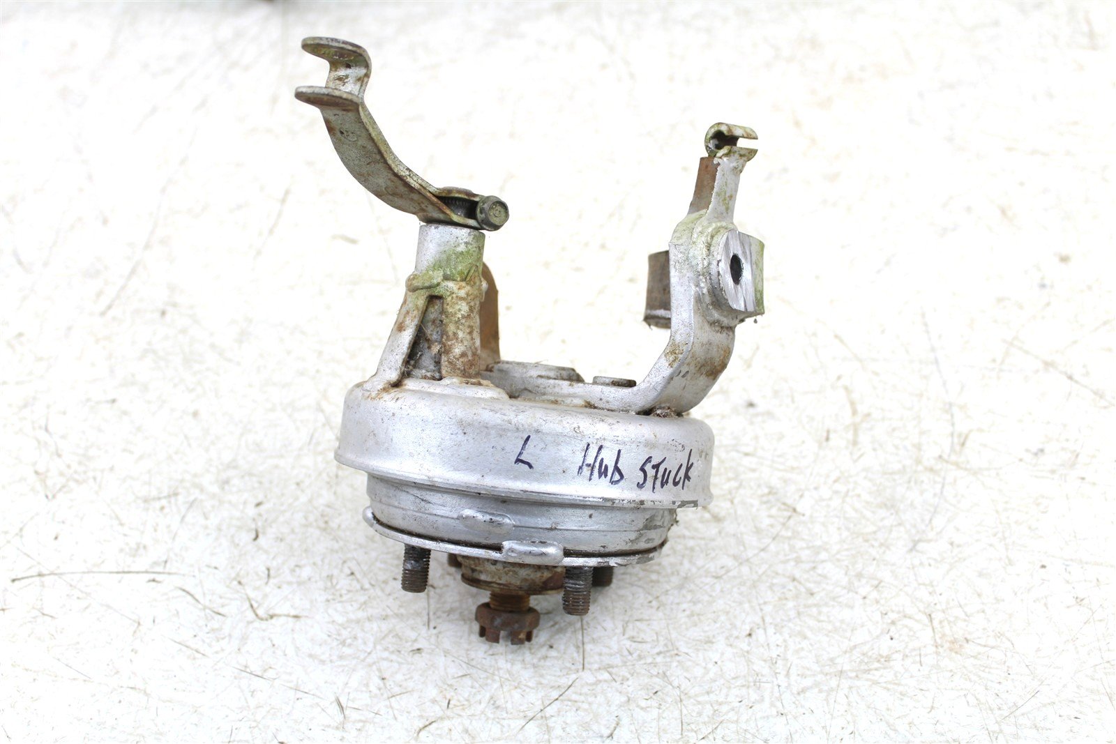 1985 Honda Fourtrax TRX 125 Front Left Brake Drum Backing Plate Panel Hub