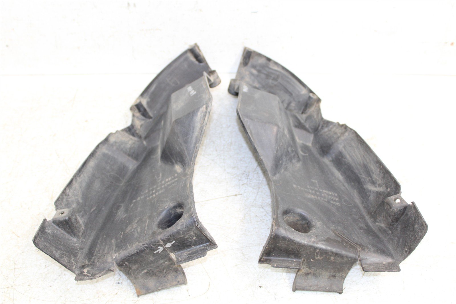 1997 Honda Foreman TRX 400 Plastic Inner Fenders Side Panel Left Right 11102