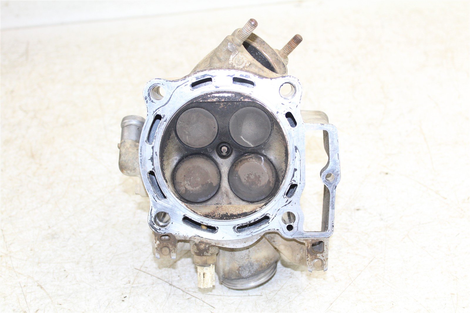 2014 Honda CRF 450R Cylinder Head Valve Cover 15074