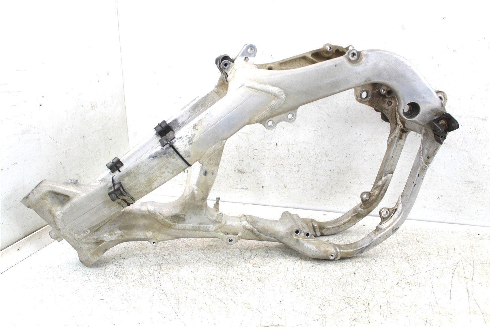 2014 Honda CRF 450R Main Frame Chassis BOS 15074
