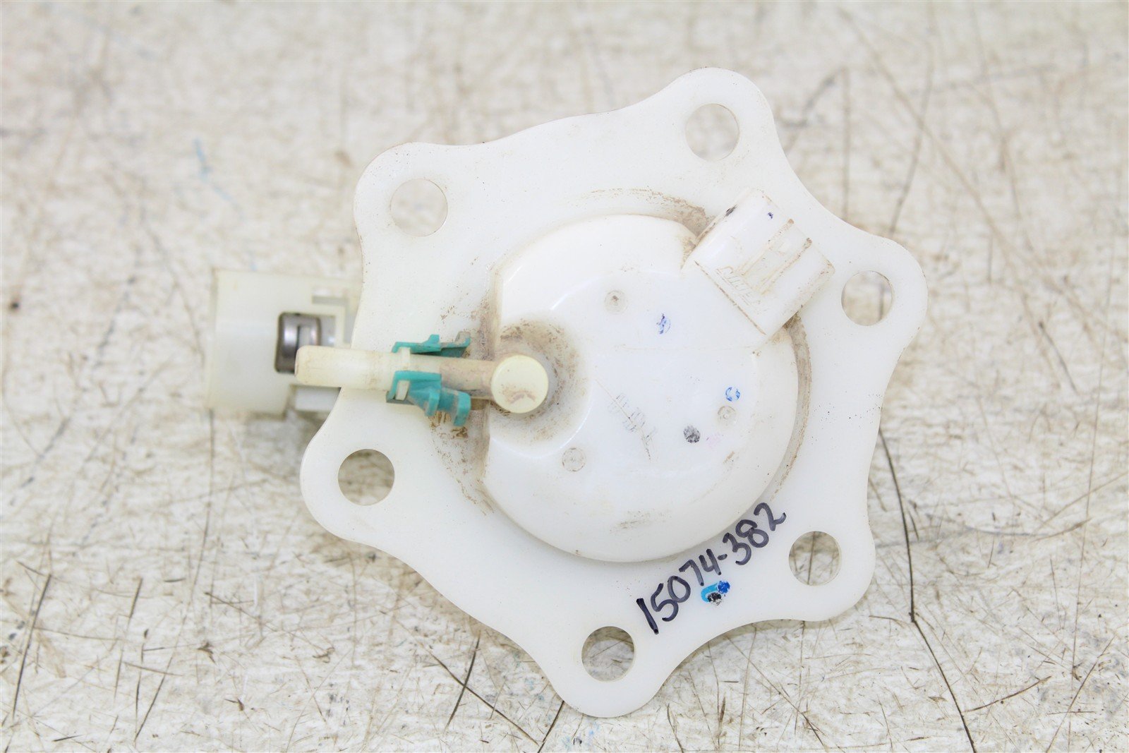 2014 Honda CRF 450R Fuel Pump Sending Unit 15074