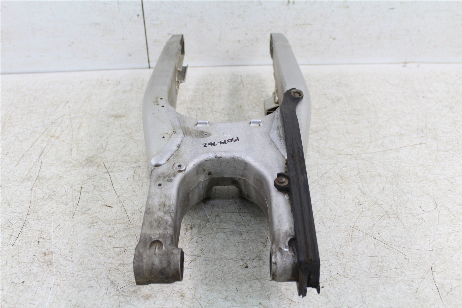 2014 Honda CRF 450R Swingarm Swing Arm 15074