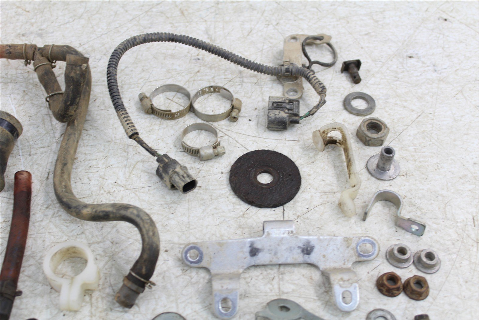 2014 Honda CRF 450R Chassis Bolt Kit Hardware Hose Bracket Clamp Mount 15074