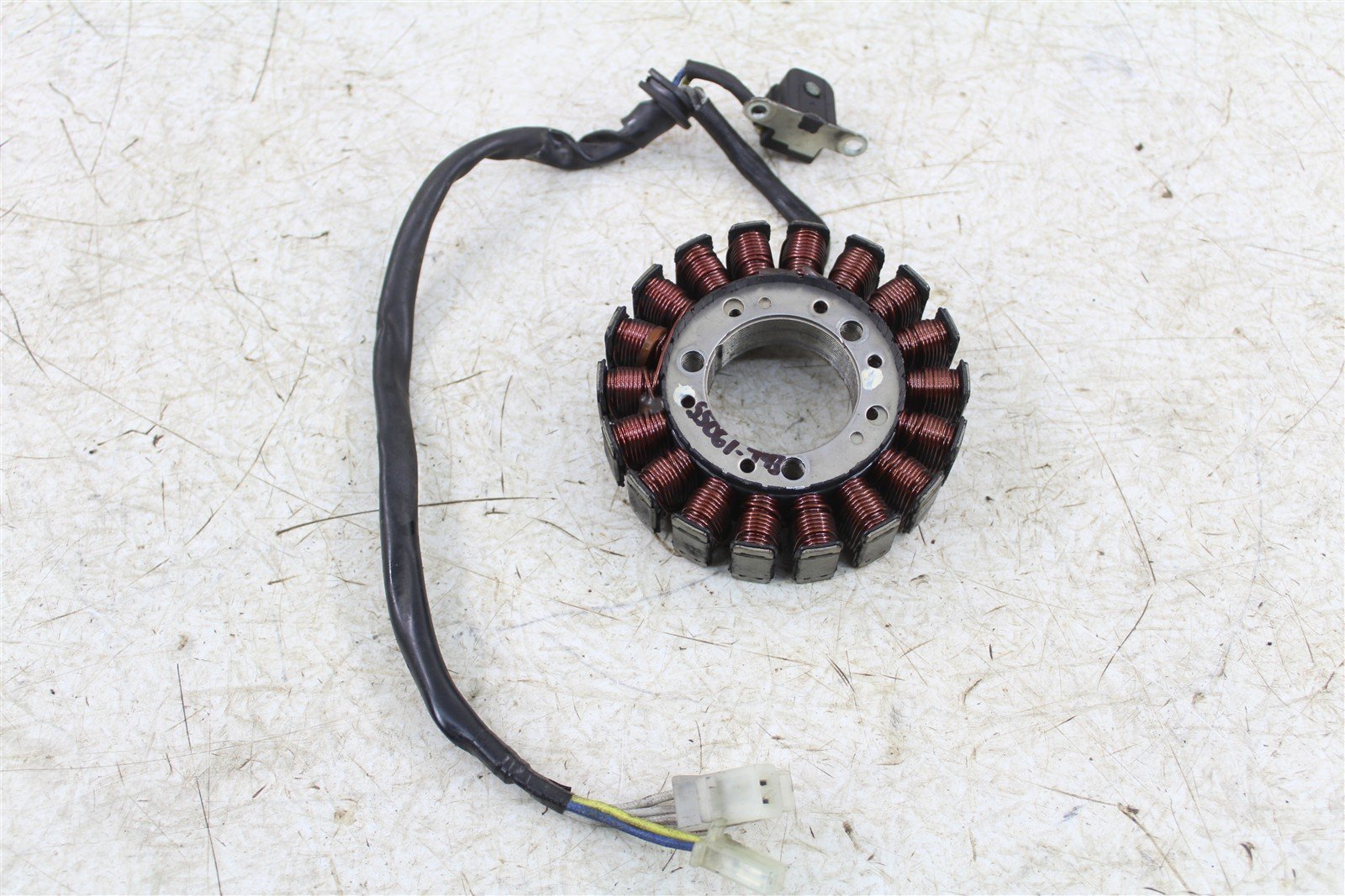 2001 Yamaha YZF 600R Stator Magneto Coil 55061