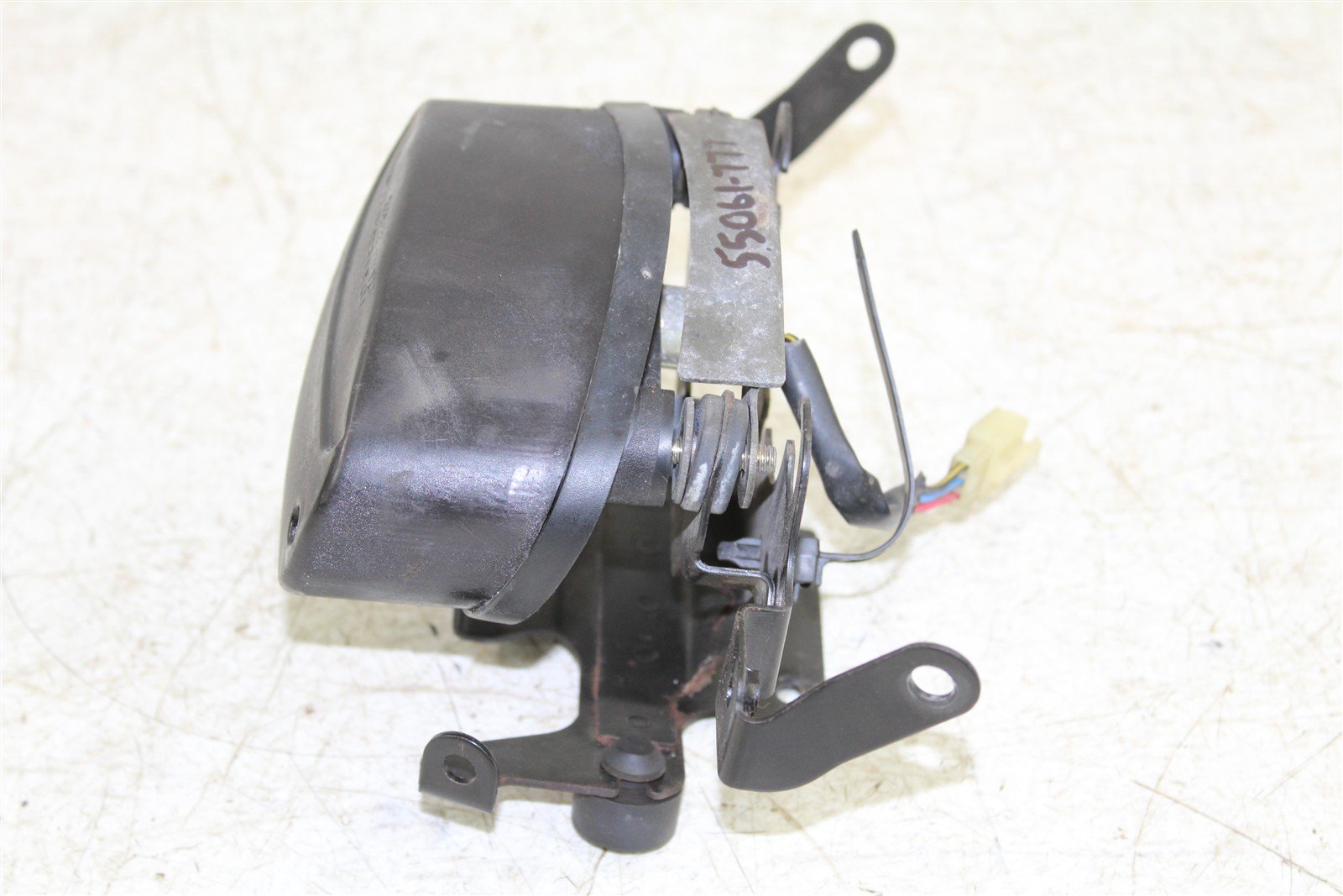 2001 Yamaha YZF 600R Rear Brake Light Taillight 55061