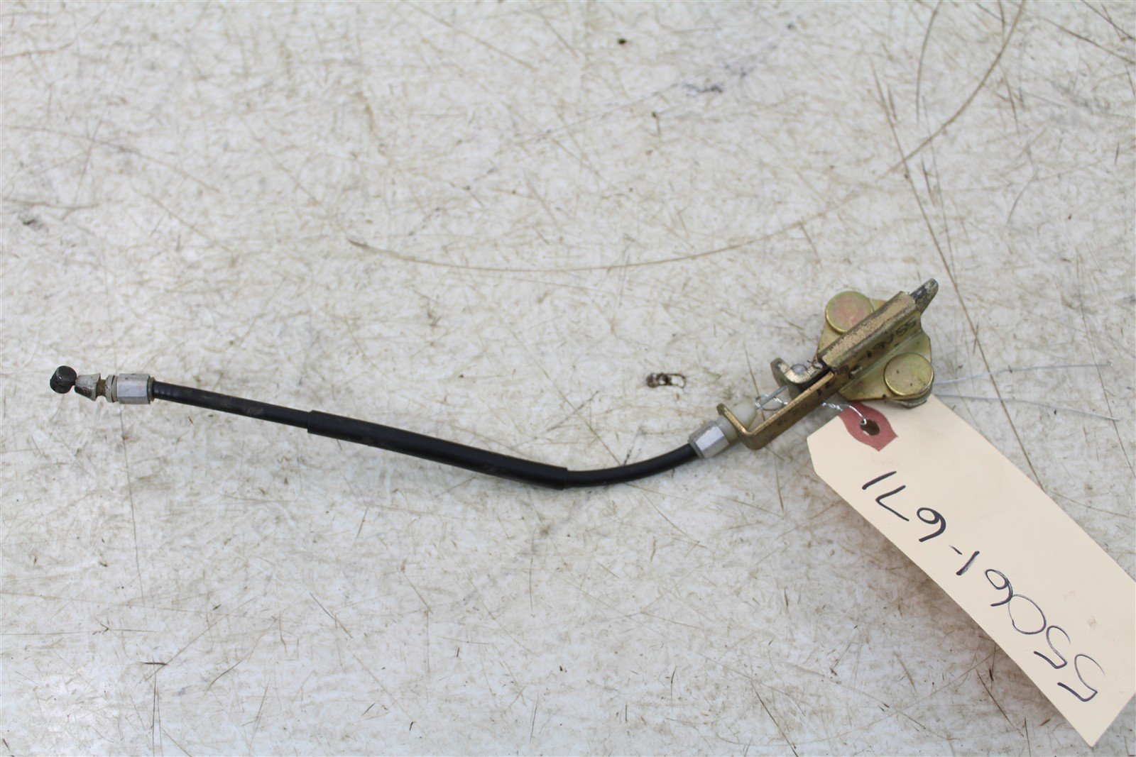 2001 Yamaha YZF 600R Seat Latch 55061