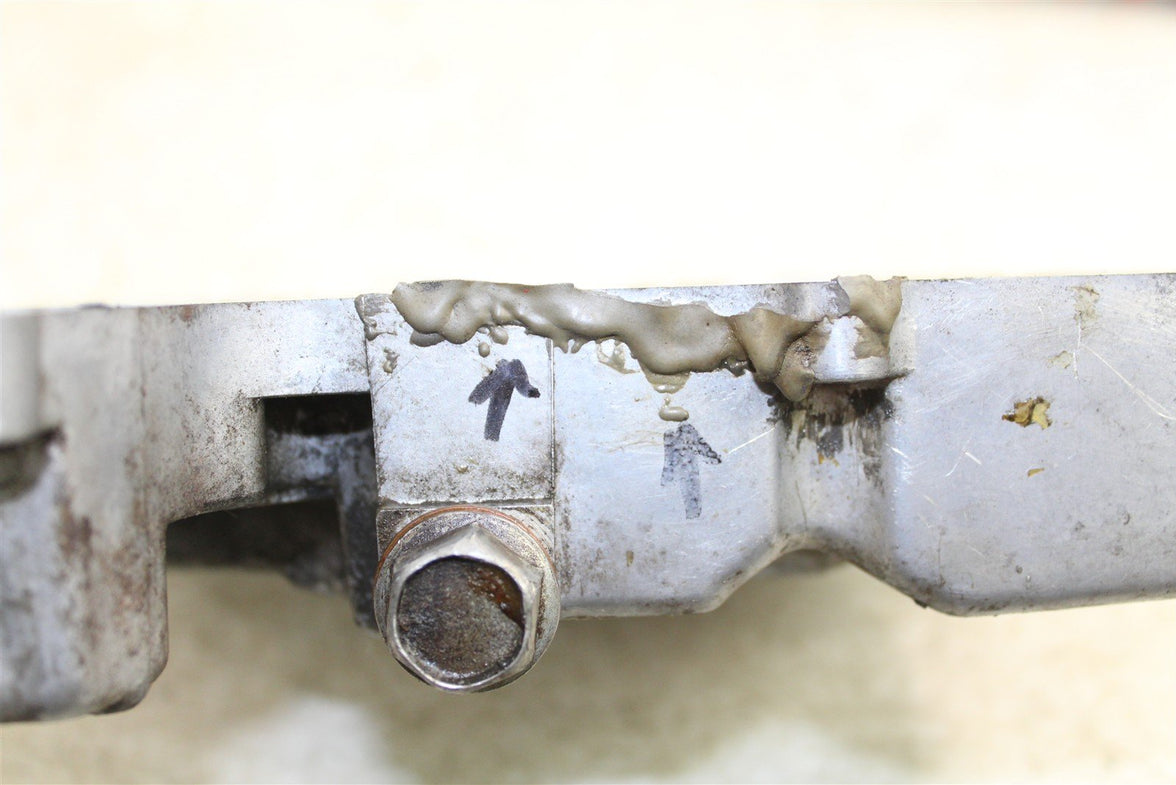 2001 Yamaha YZF 600R Oil Pan Lower Engine Case Cover 55061