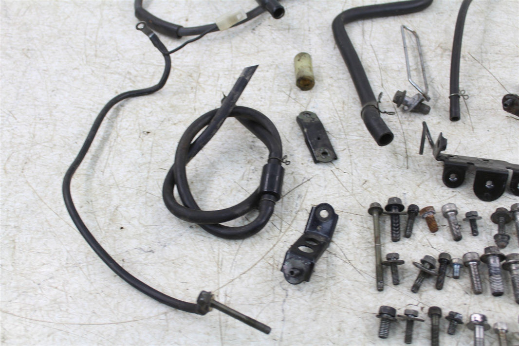 2001 Yamaha YZF 600R Chassis Bolt Kit Hardware Wire Hose Bracket Mount 55061