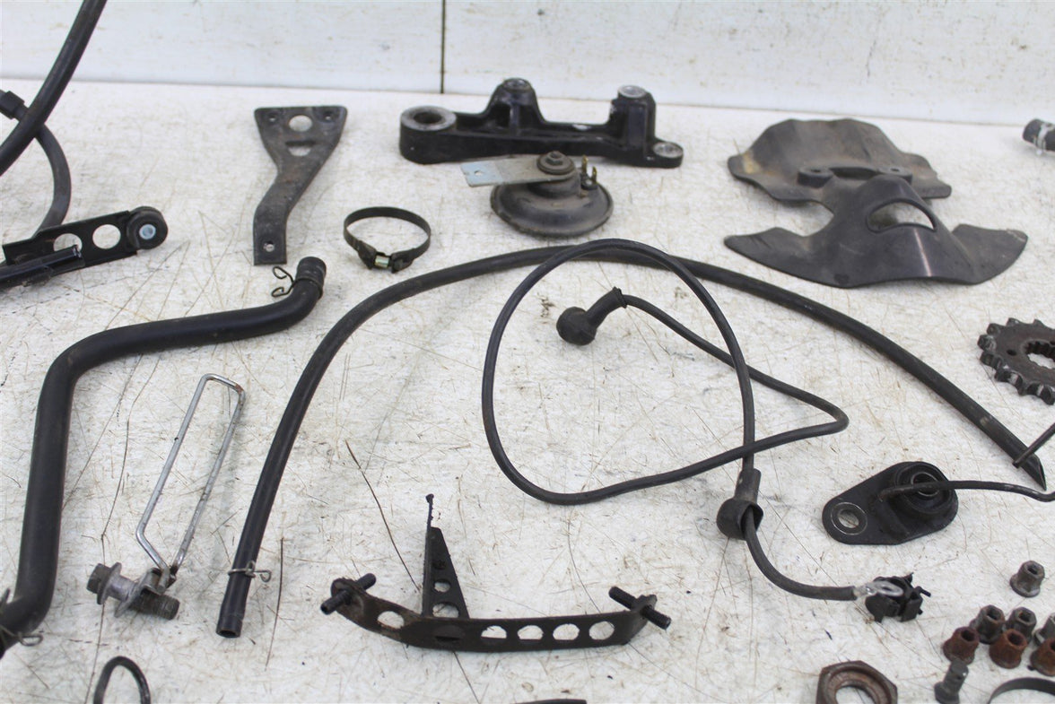 2001 Yamaha YZF 600R Chassis Bolt Kit Hardware Wire Hose Bracket Mount 55061