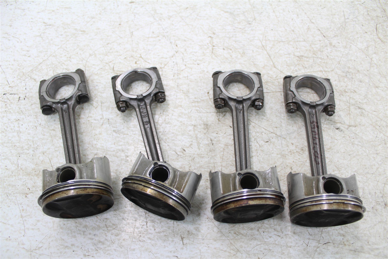 2001 Yamaha YZF 600R Connecting Rods w/ Pistons 55061