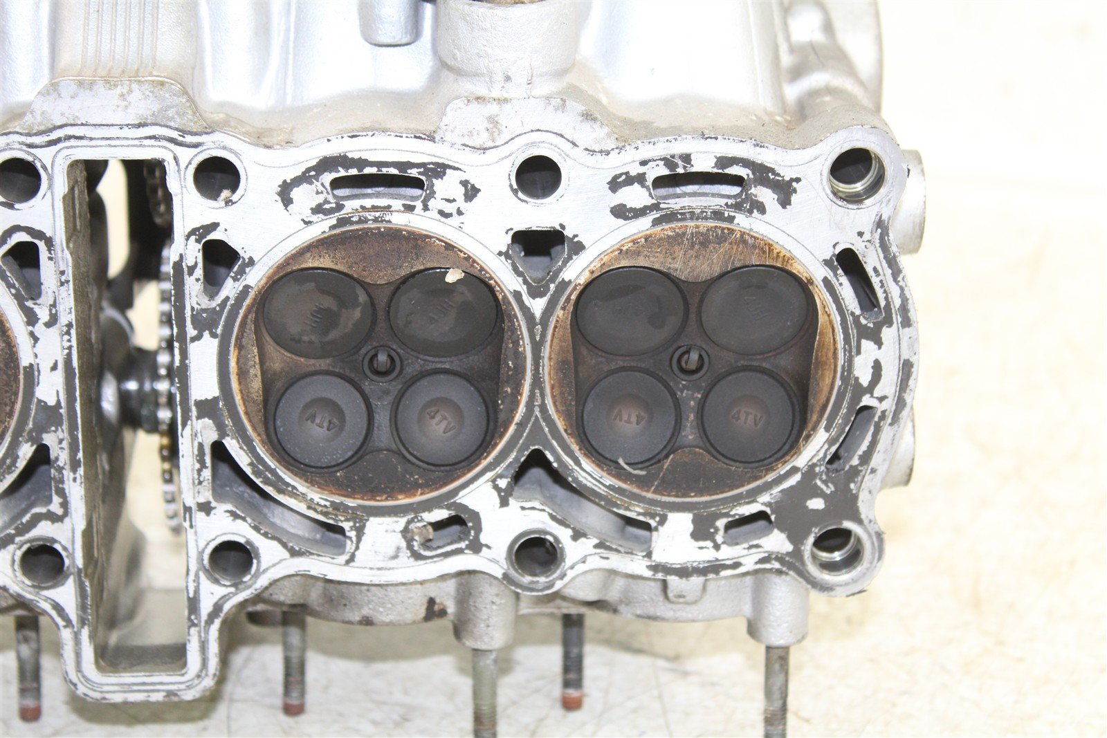 2001 Yamaha YZF 600R Cylinder Head Valve Cover w/ Camshafts Intake Exhaust