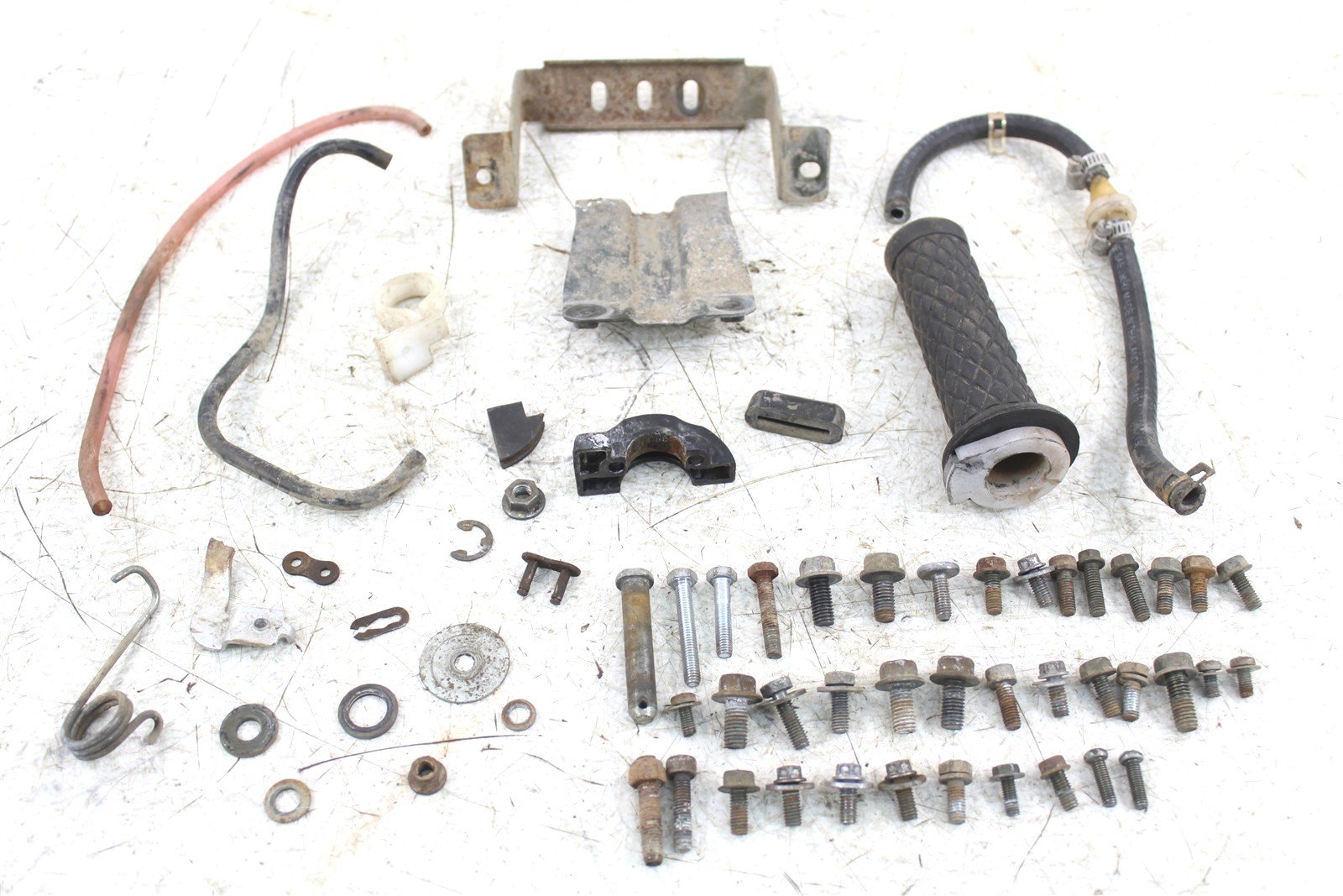 2000 Yamaha TTR 90 Chassis Bolt Kit Hardware Bracket Mount Throttle Tube 55062