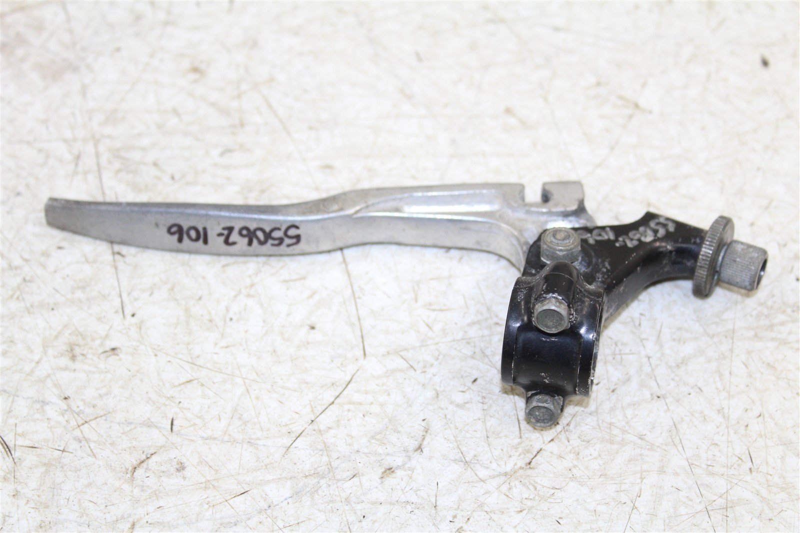 2000 Yamaha TTR 90 Front Brake Lever w/ Perch 55062