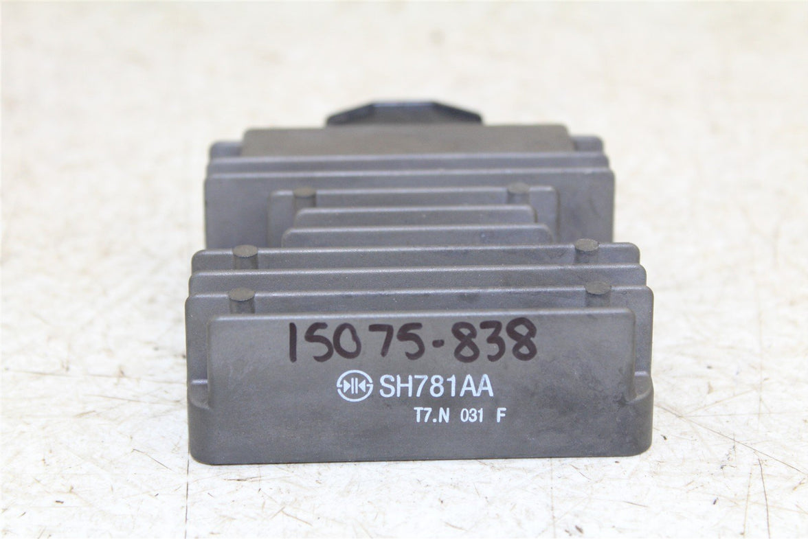 2018 Honda CB 300F Voltage Regulator Rectifier 15075