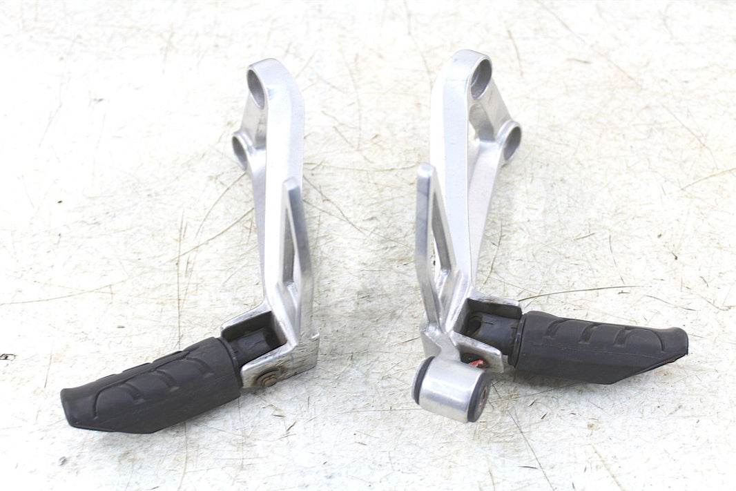 2018 Honda CB 300F Passenger Foot Rest Pegs Set 15075