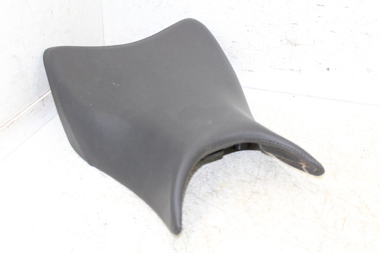 2018 Honda CB 300F Seat 15075