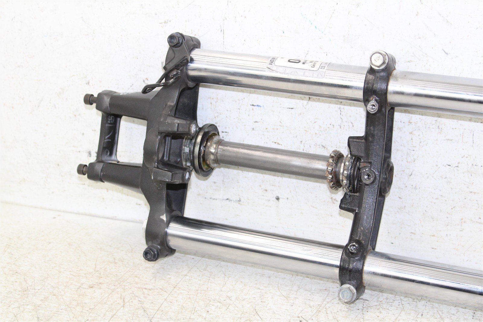 2018 Honda CB 300F Fork Tubes Front Suspension Triple Clamps 15075