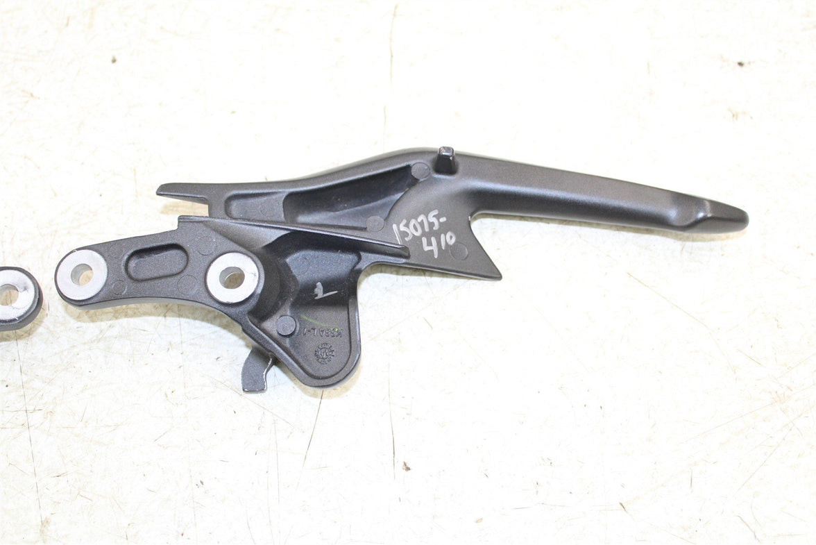 2018 Honda CB 300F Rear Grab Bar Handles 15075