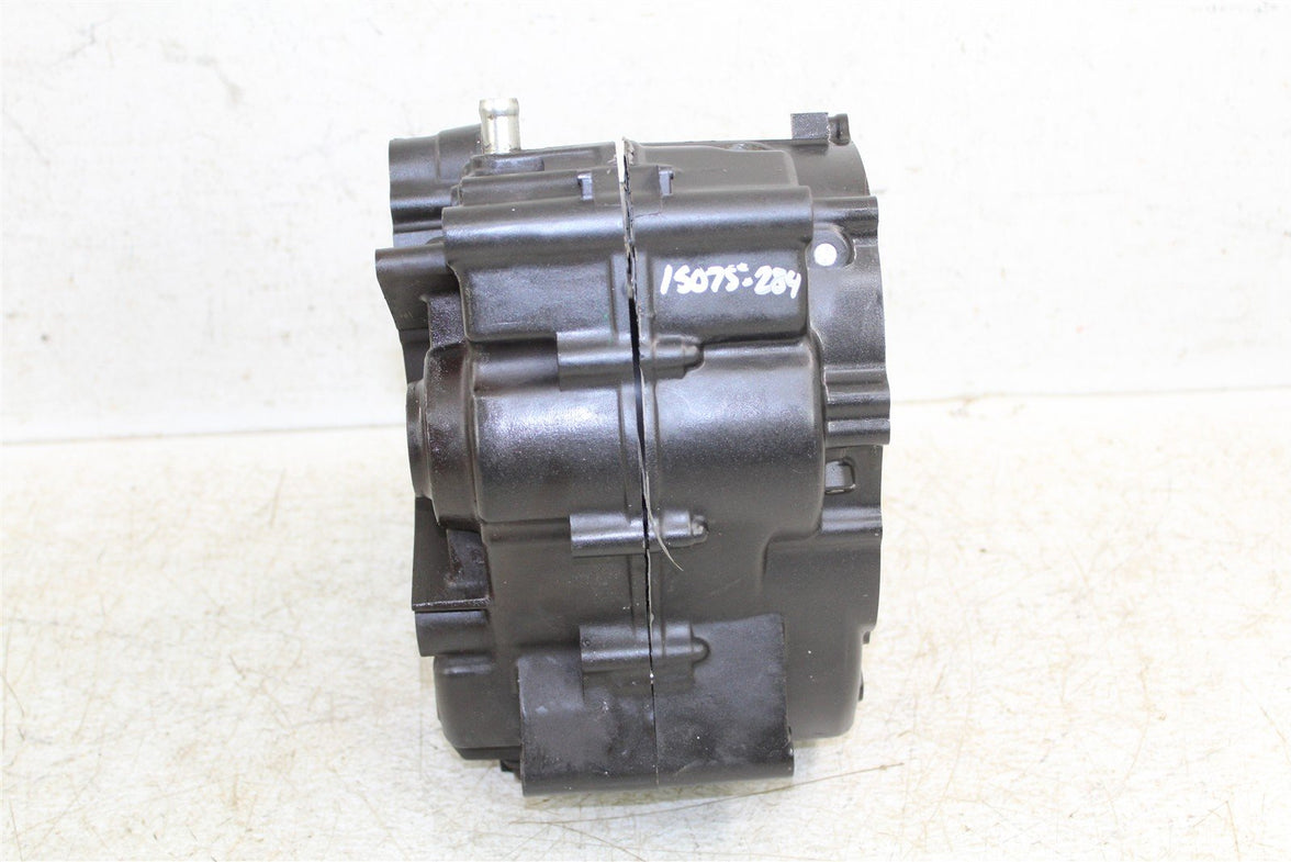 2018 Honda CB 300F Engine Cases Crankcase Motor Left Right 15075