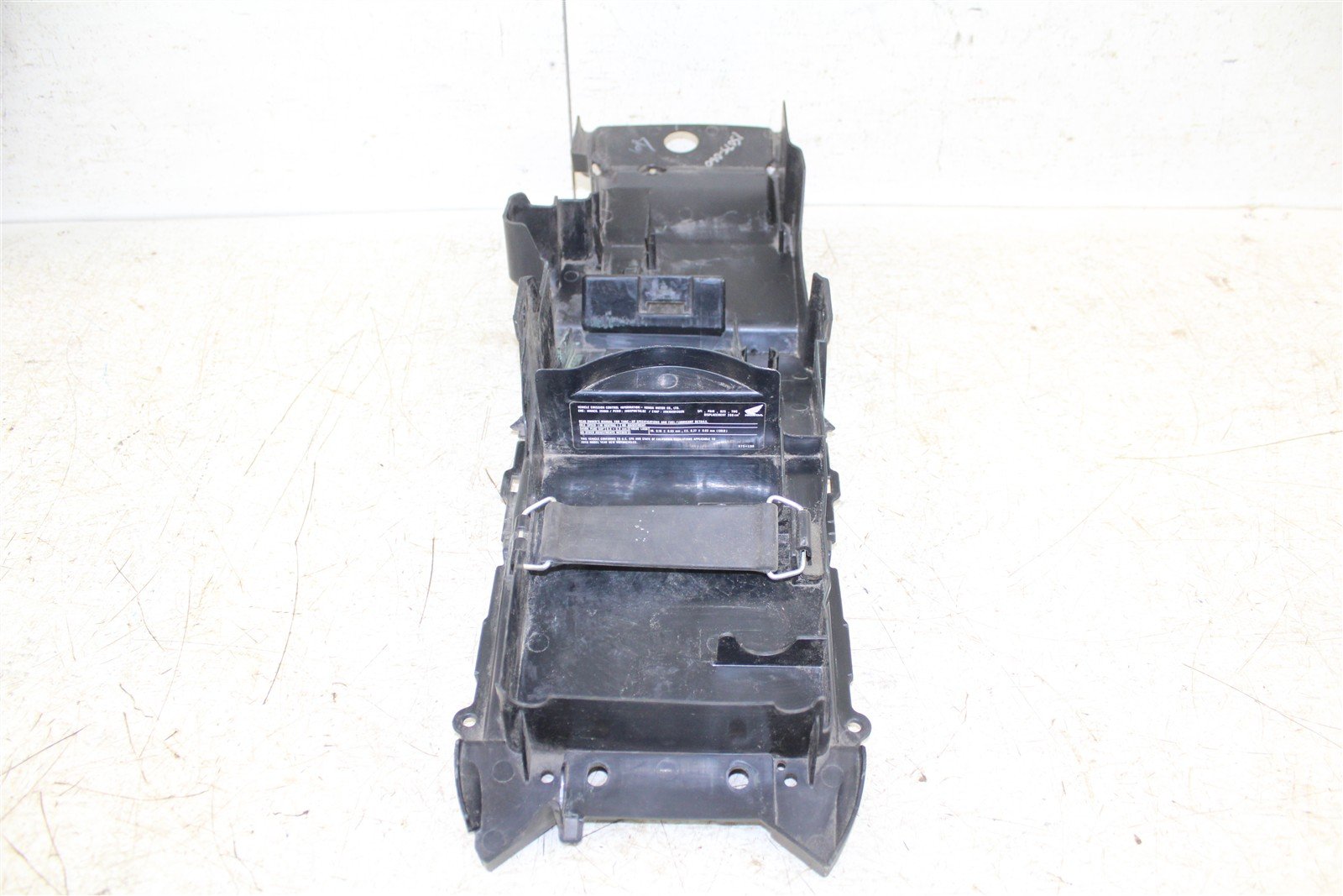 2018 Honda CB 300F Battery Tray Holder Box 15075