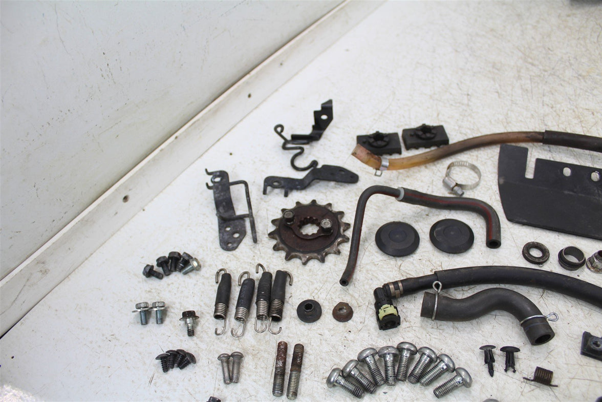 2018 Honda CB 300F Chassis Bolt Kit Hardware Bracket Mount Wire Hose 15075