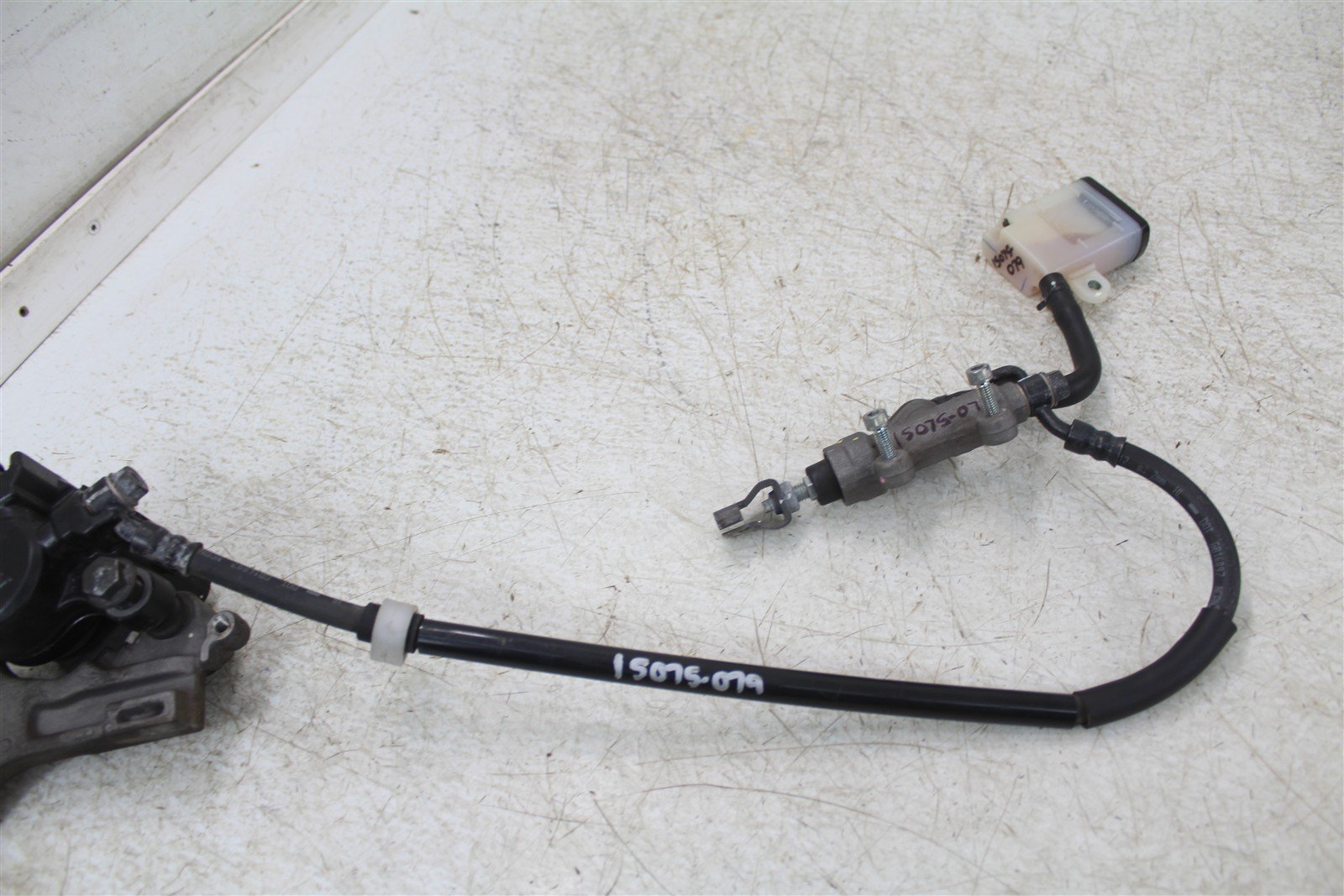 2018 Honda CB 300F Rear Brake Caliper Hose Master Cylinder 15075