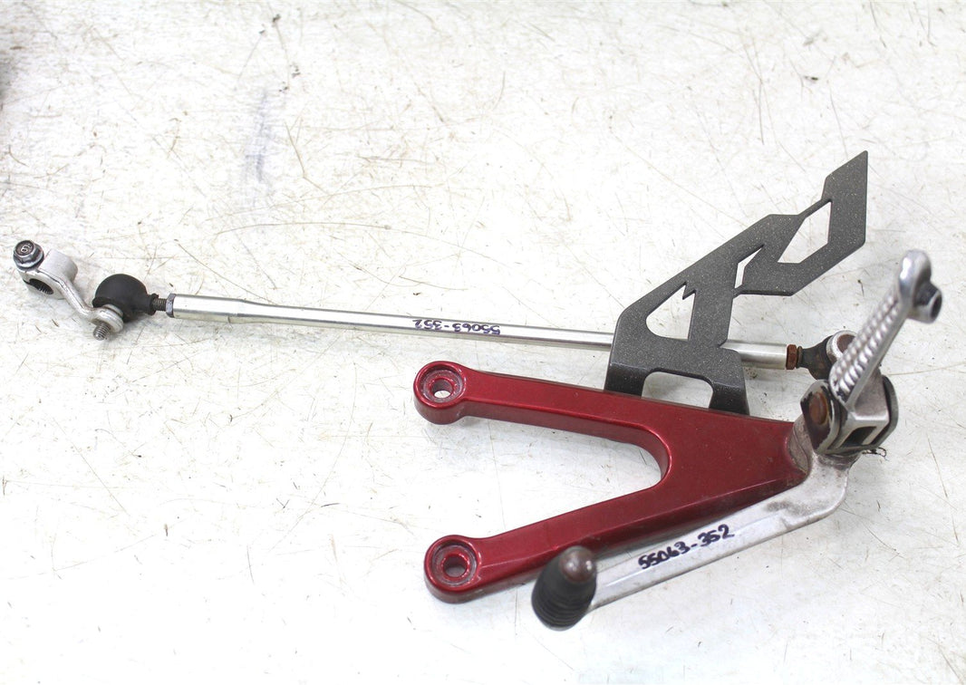 2002 Yamaha R1 Left Foot Peg Rest w/ Shifter & Linkage 55063