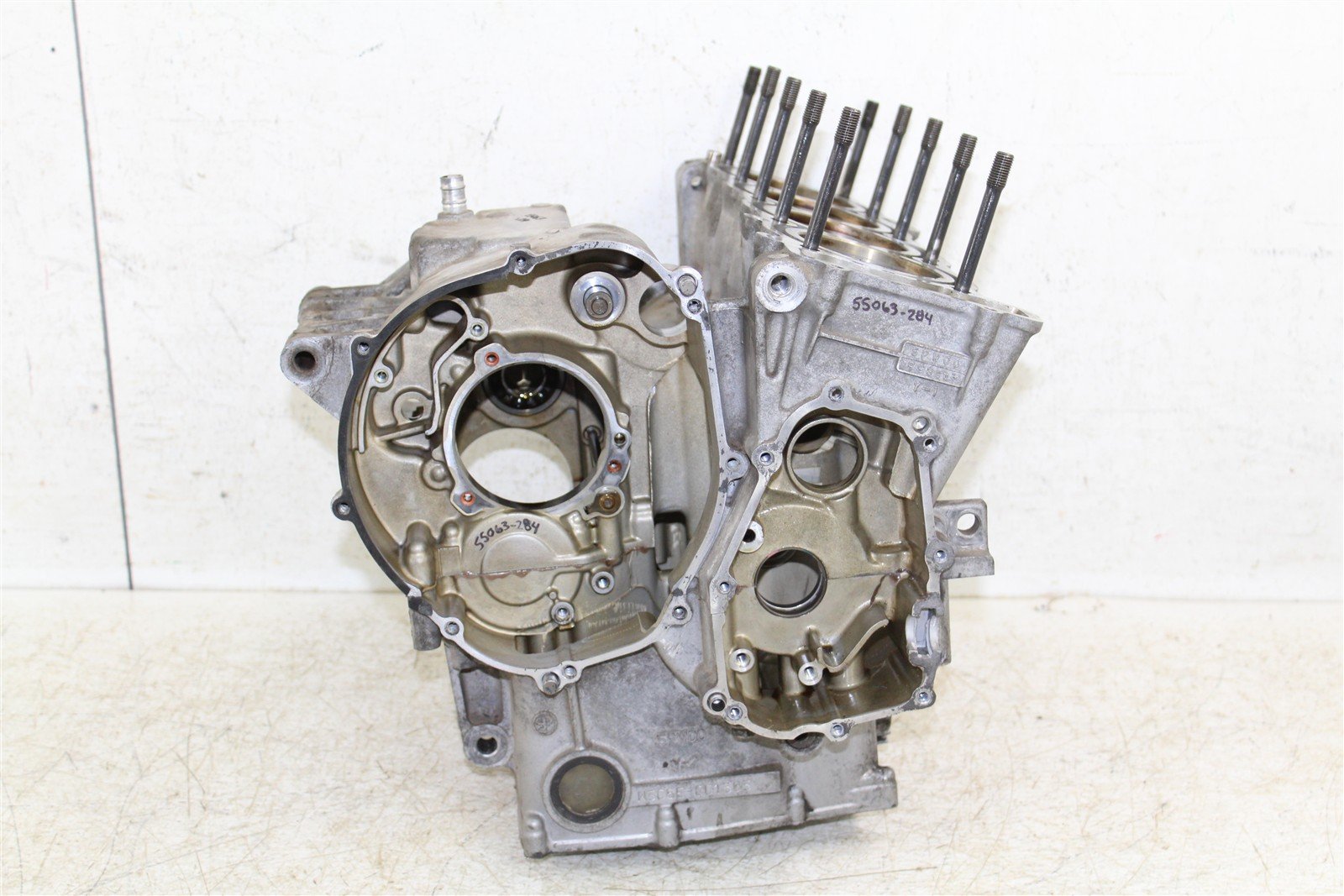 2002 Yamaha R1 Engine Cases Crankcase Motor Cylinders Block 55063