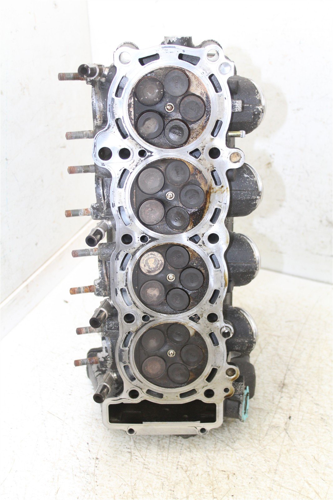 2002 Yamaha R1 Cylinder Head Valve Cover w/ Exhaust Intake Camshaft Cam 55063