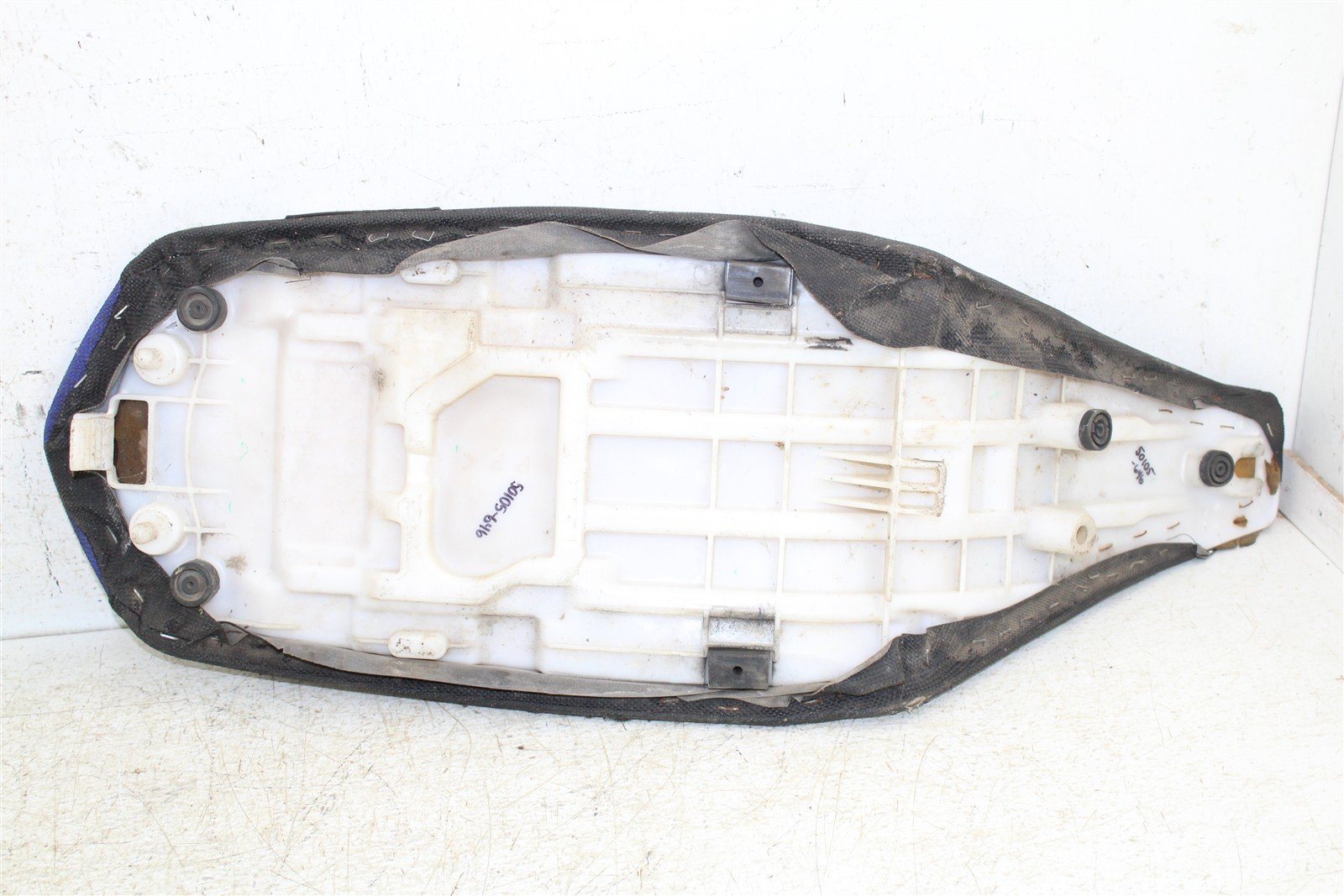 2004 Yamaha YFZ 450 Seat 50105