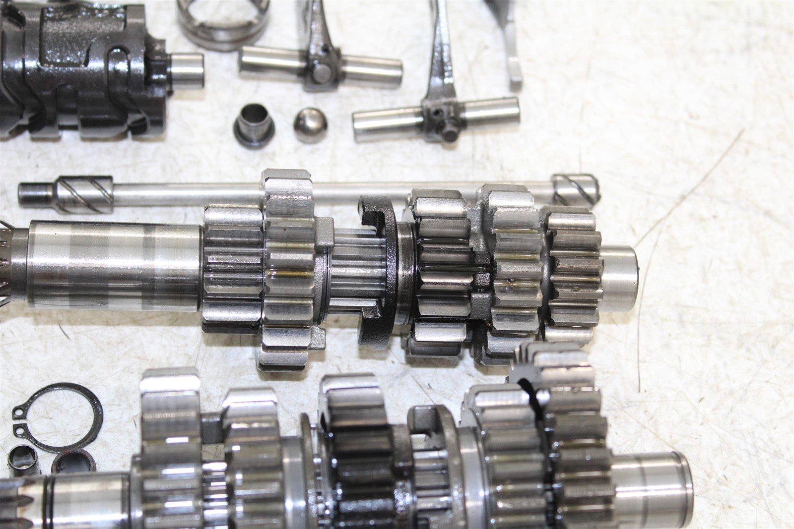 2004 Yamaha YFZ 450 Transmission Gears Shift Shaft Forks Drum 50105